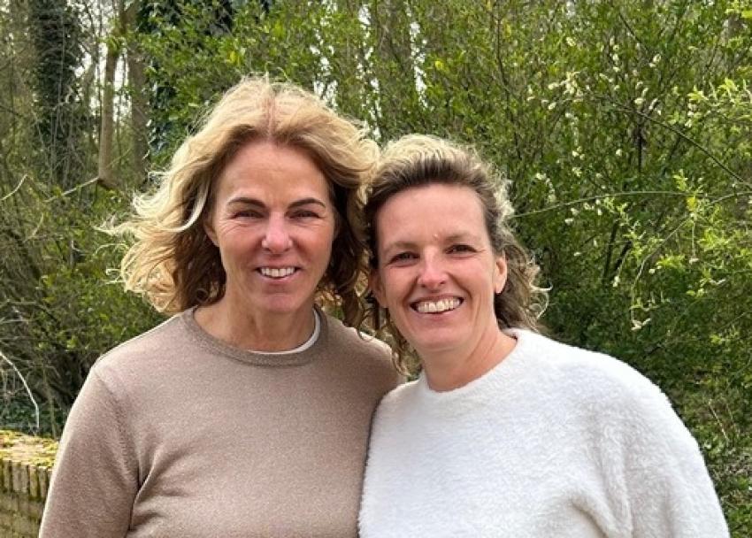 Wijkmakelaars Nicole Heerius en Marga van Lankvelt
