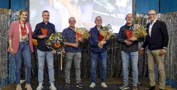 Kimberly Alkemade, winnaars Sportgala en wethouder Geldens op het Sportgala 2025